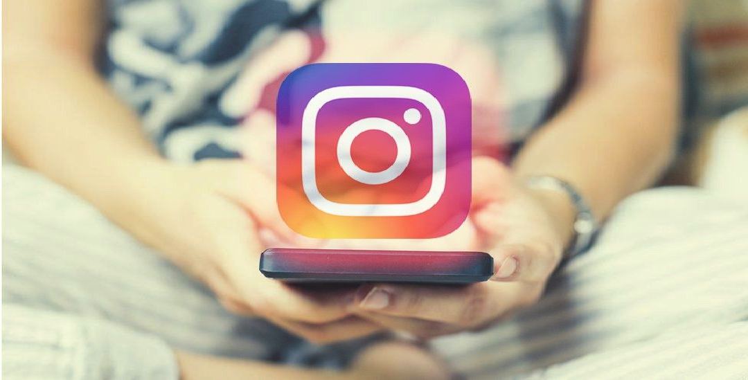 Nên giữ vững tay khi chụp hình với Instagram 